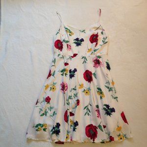 Old  Navy.  Lg.  Floral Sundress.